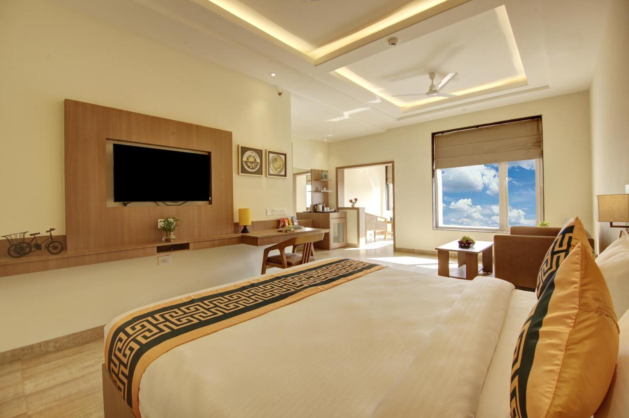 Airport Hotel Claytone New Delhi Exterior photo