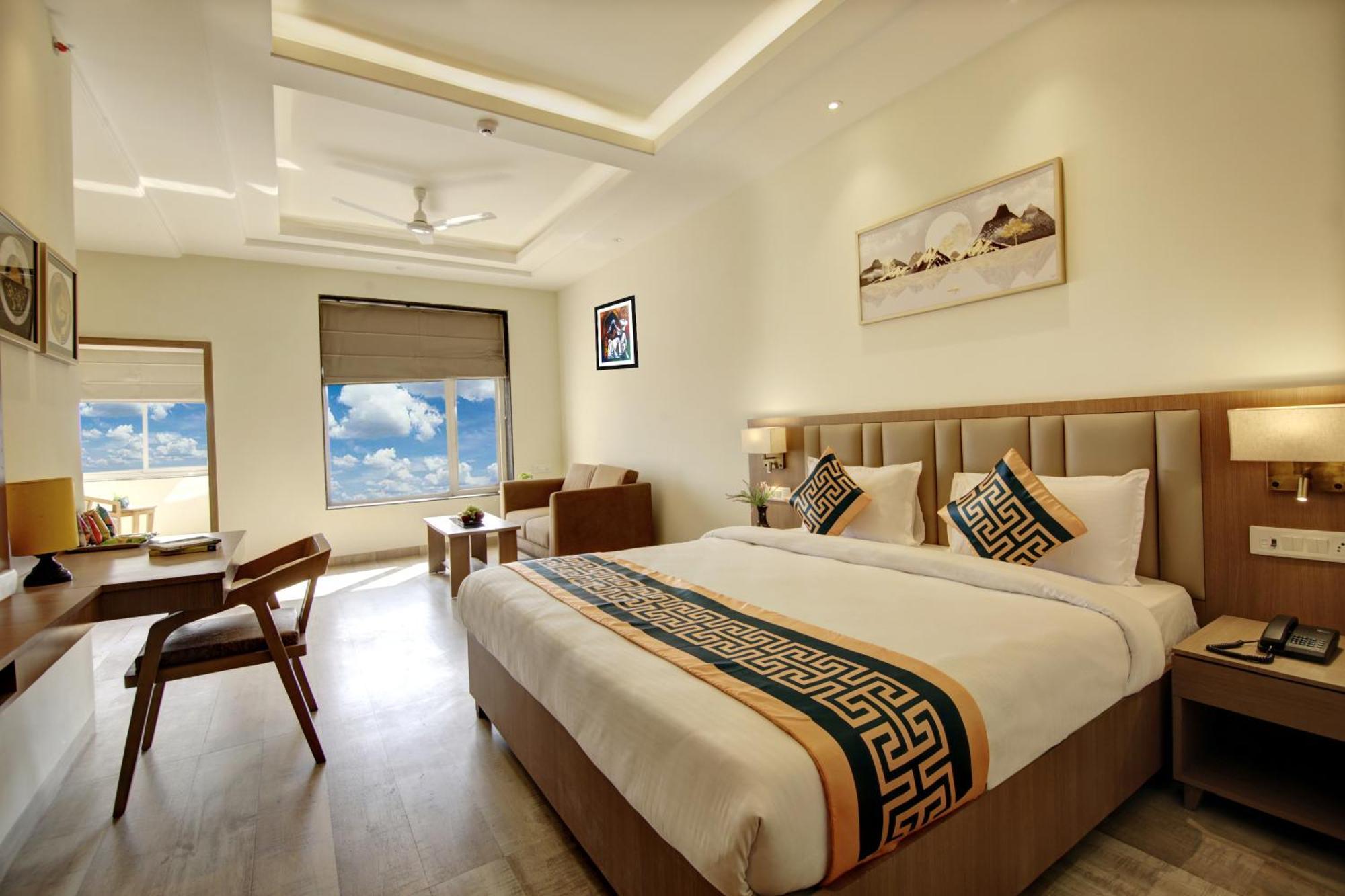 Airport Hotel Claytone New Delhi Exterior photo